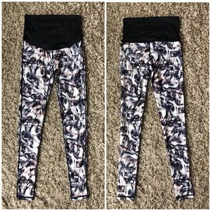 PinkBlush Maternity Active Leggings  - Small